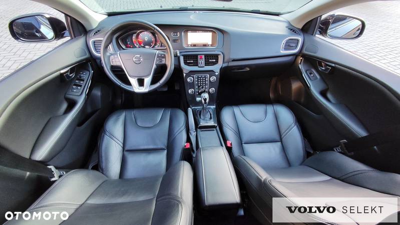 Volvo V40 - 15