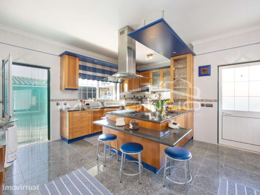 Moradia T4 - Grande imagem: 4/30