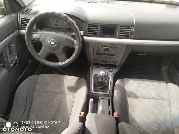 Opel Vectra 2.0 DTI Comfort - 6