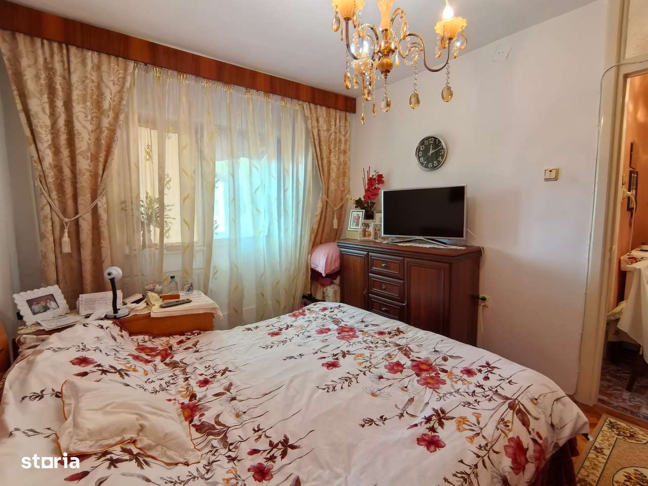 Apartament cu 3camere,2bai,2 balcoan2,Garaj propriu -S Barnutiu-Dorob-1
