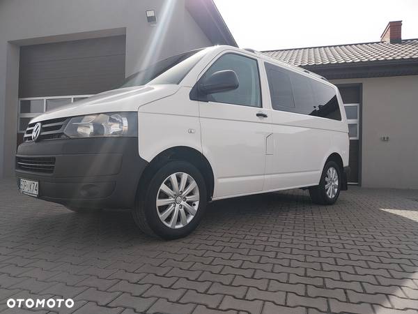 Volkswagen Transporter - 2