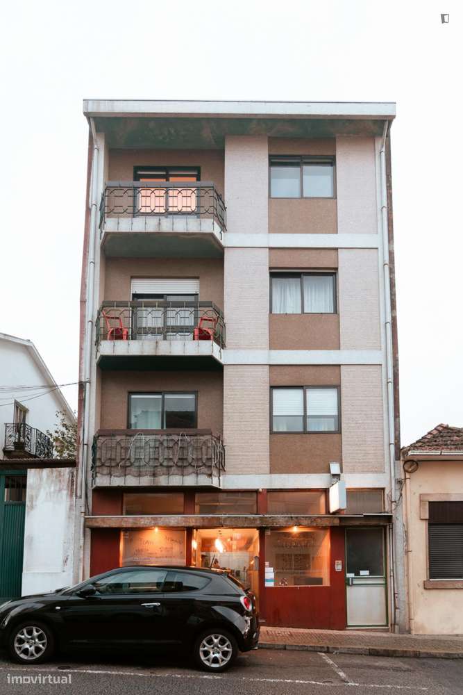 Quarto - localizado em Vila nova de gaia - Grande imagem: 3/8