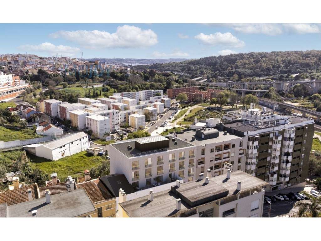 Apartamento T3 em Construção em Campolide-27