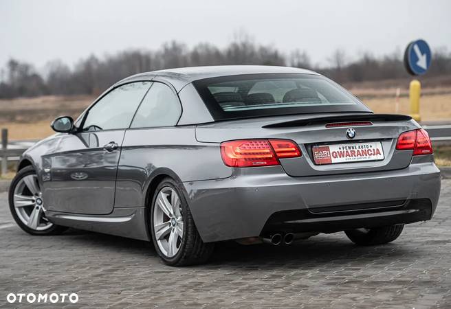 BMW Seria 3 325i - 13