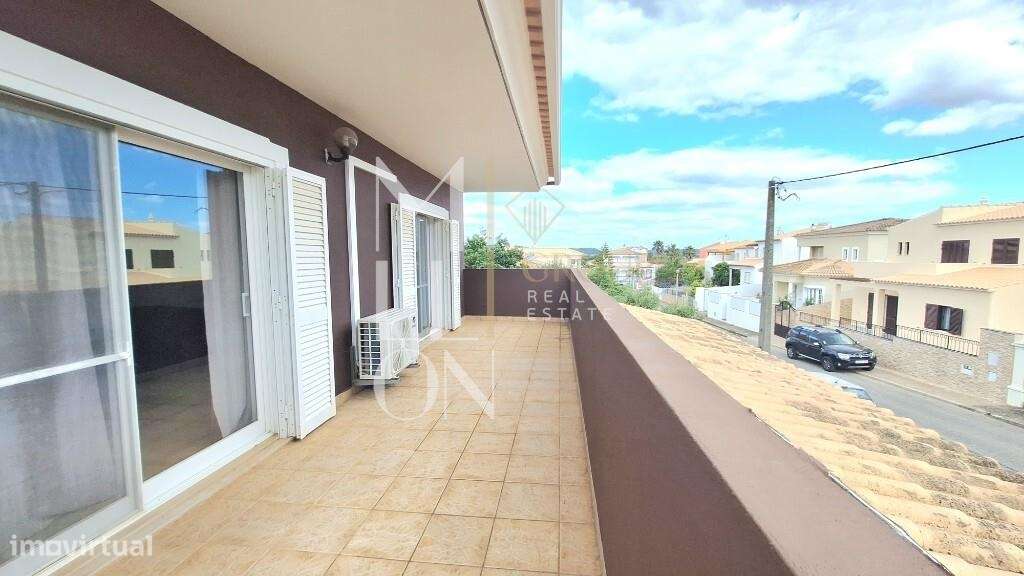 Moradia Isolada com Jardim e Cave – Zona Tranquila | Algoz, Silves-14