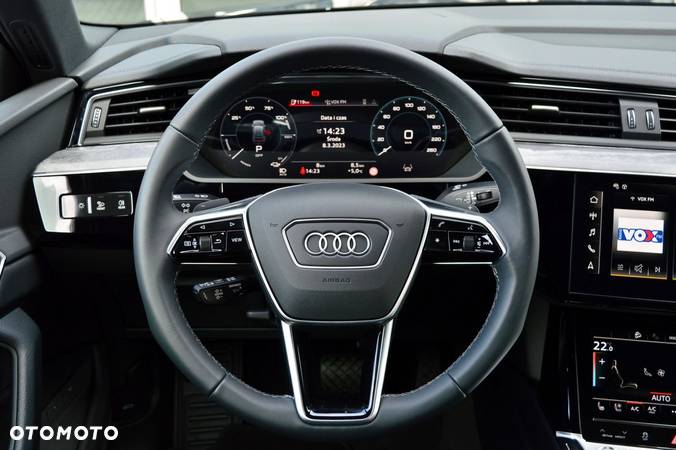 Audi e-tron - 28