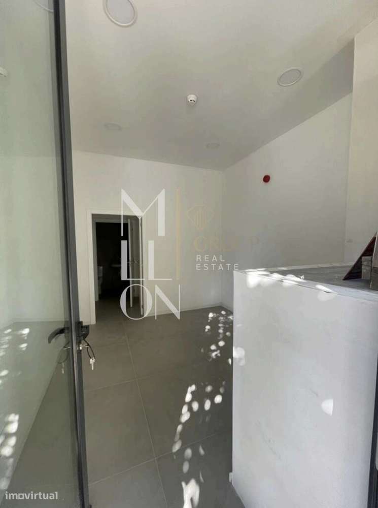 Espaço comercial no centro da cidade do Porto, junto à Rotunda da Boav - Grande imagem: 3/6