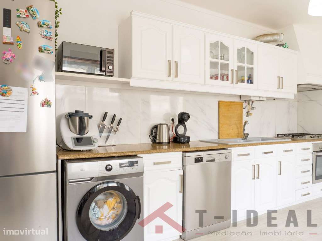 Exclusivo ! Moradia T3 com Vista Mar e Jacuzzi, a 2 Minutos da Prai...-12