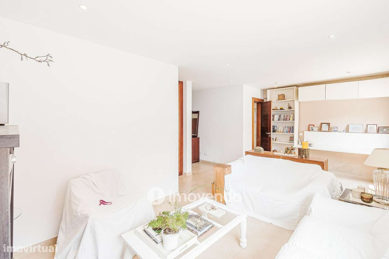 Moradia T3 isolada, em terreno de 1.262m², em Bicesse, Alcabideche - Grande imagem: 5/53