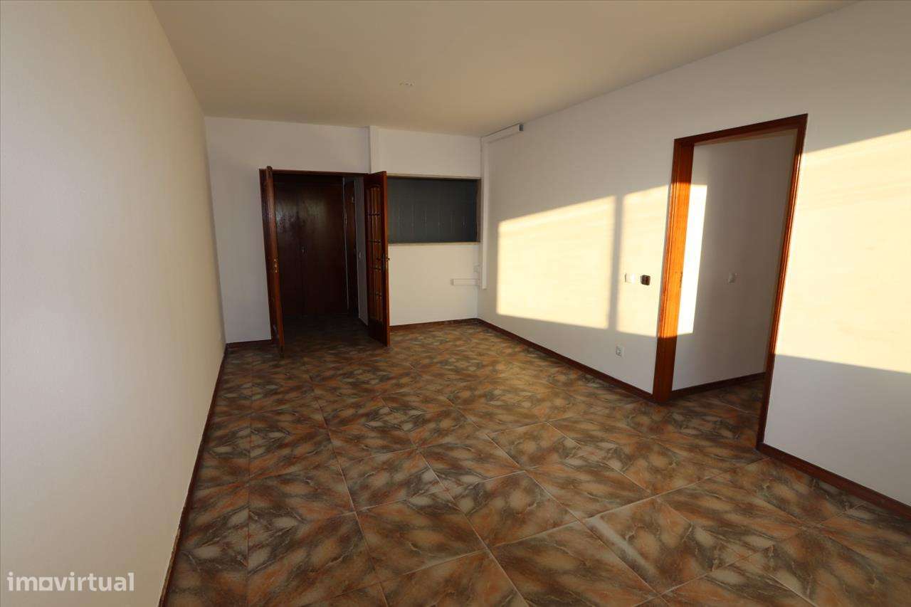 Apartamento em Seixal, Corroios - Grande imagem: 3/15