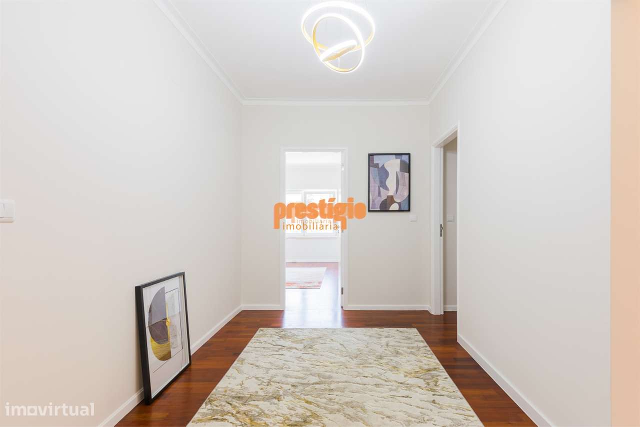 Apartamento T3 Venda em Nogueira, Fraião e Lamaçães,Braga-23