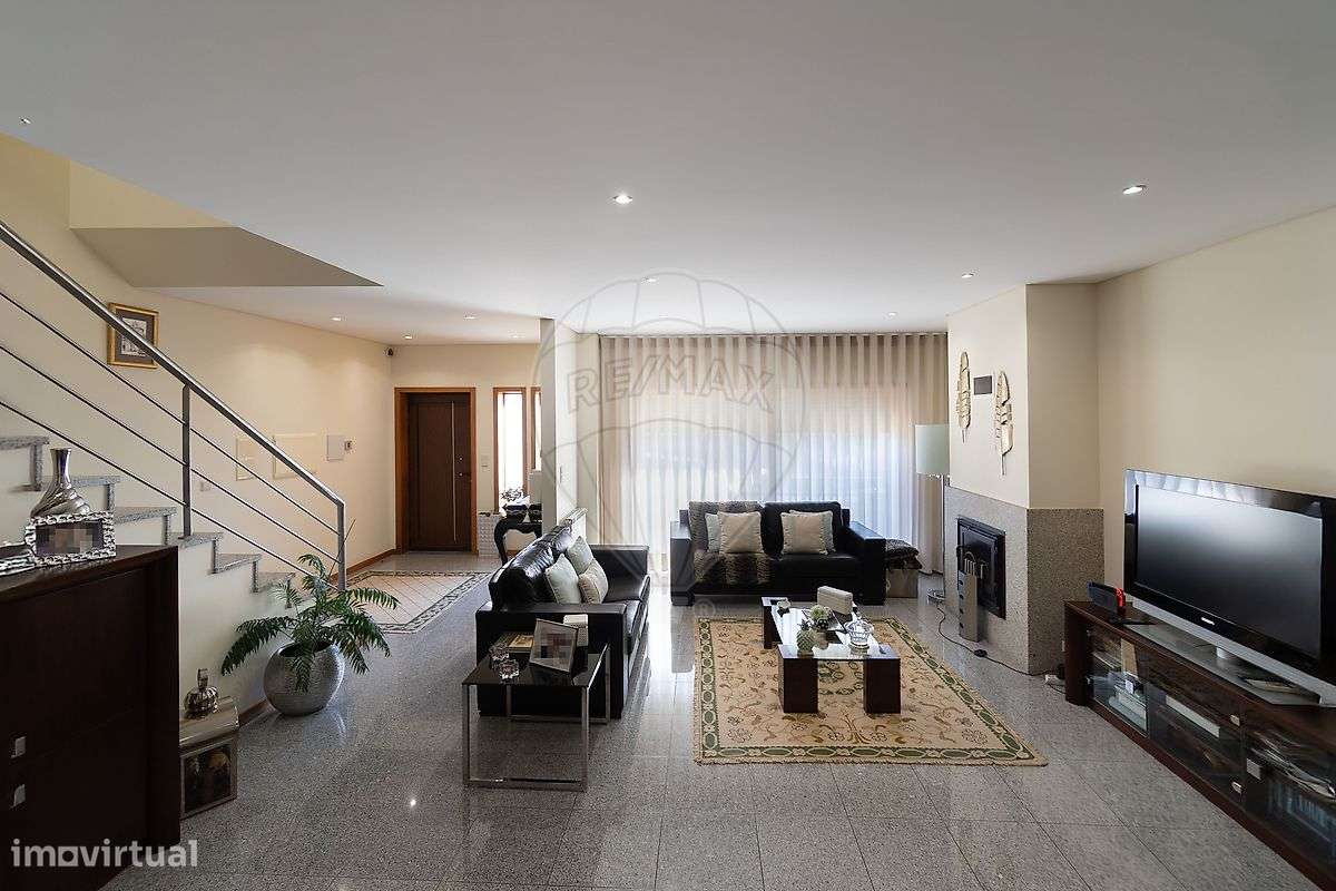 Moradia T3 para venda-9