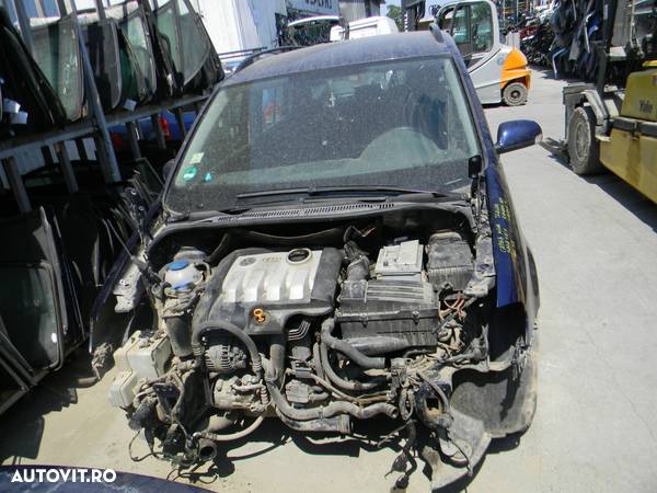 Dezmembrari  VW TOURAN (1T)  2003  > 2010 1.9 TDI Motorina - 3