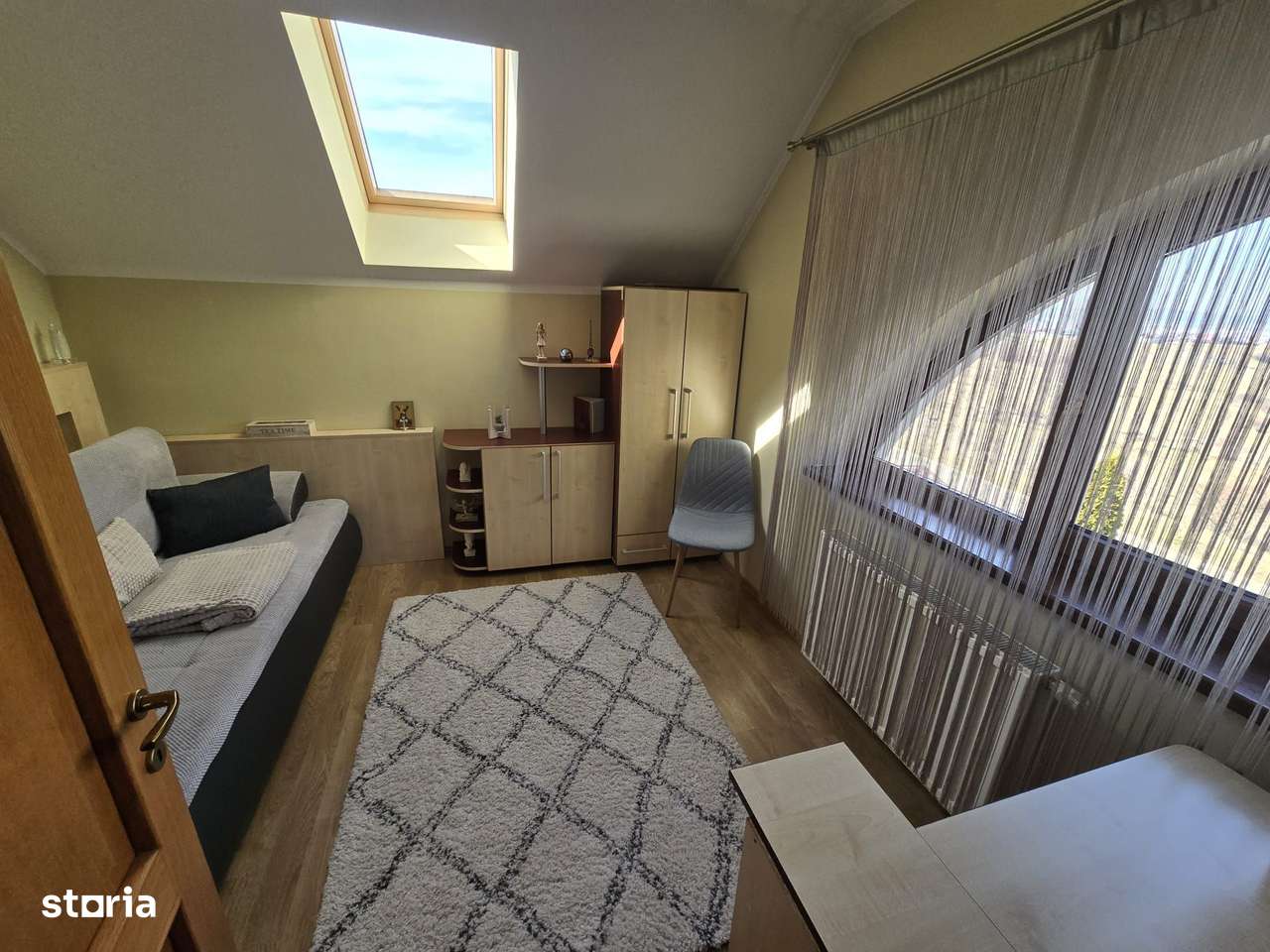 CasaD-P-E,5 camere,4 băi,230mp,504mp teren,cartier Belvedere-13