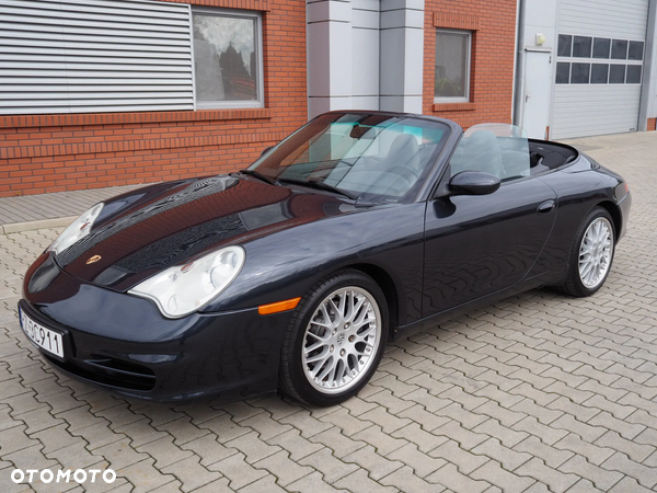 Porsche 911 Carrera Cabrio - 7