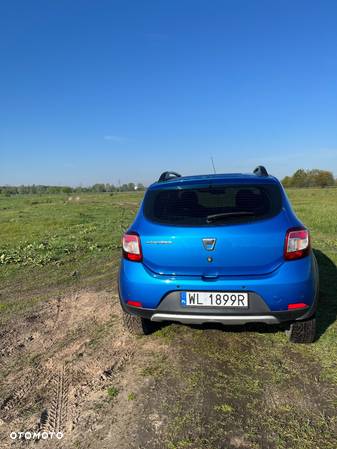 Dacia Sandero Stepway TCe 90 (S&S) Essential - 4