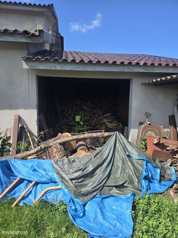 Terreno para construção com 955m2 com casa pronta de pedreiro.-21