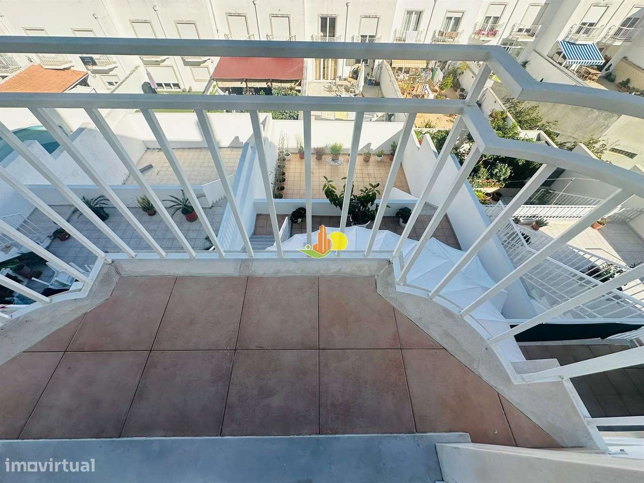 Moradia T4 com dois terraços!-37