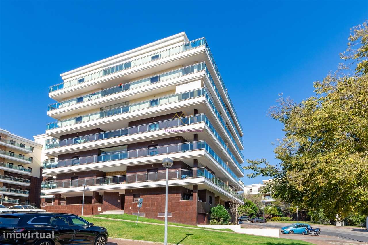 T3 único na Urbanização Terraços da Ponte - vista frontal de rio - Grande imagem: 2/38