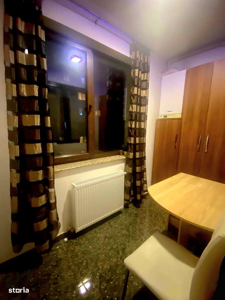 Vanzare Apartament 3 camere/loc parcare/boxa ,Tractorul, BRASOV-8