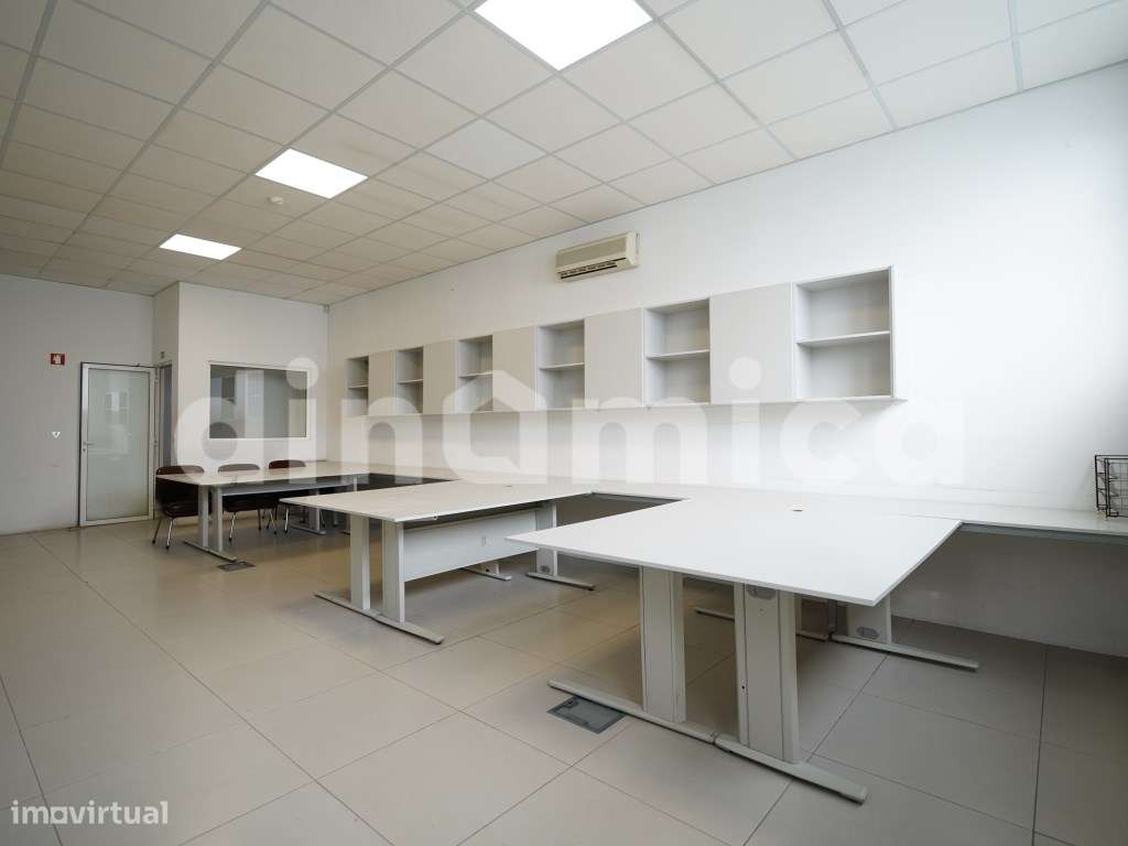 Imóvel Industrial / Serviços-14