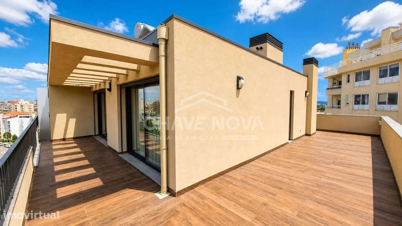 Apartamento T3 c/ Terraço (77.35m2) e Garagem Box em Mafamude-17