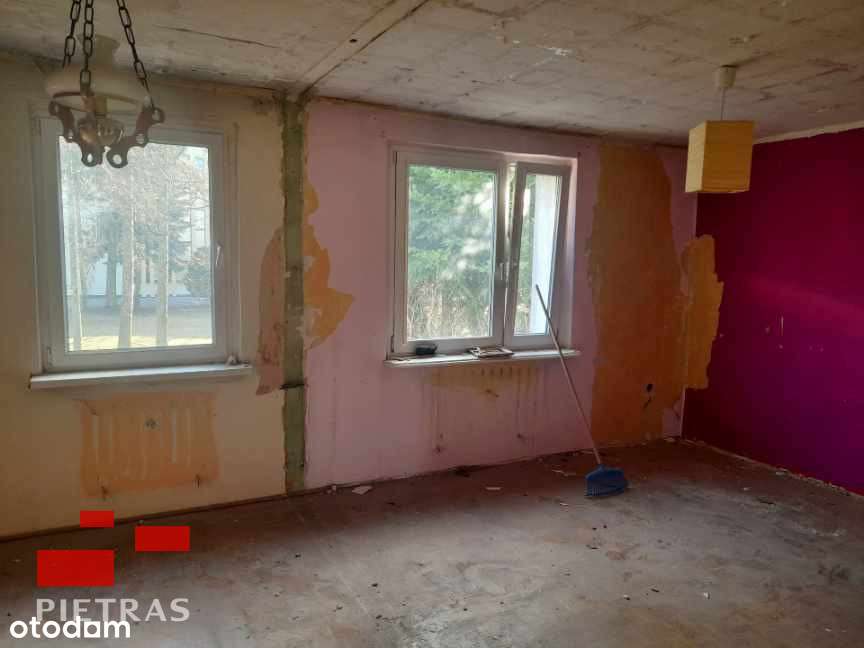 Smochowice przy Kosciele, 1/2 blizniak  do remontu-12