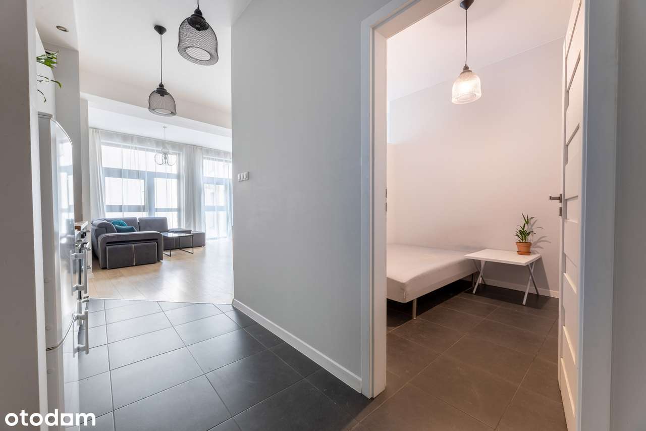 Mieszkanie w prestiżowym apartamentowcu przy Starym Rynku! Okazja!-12