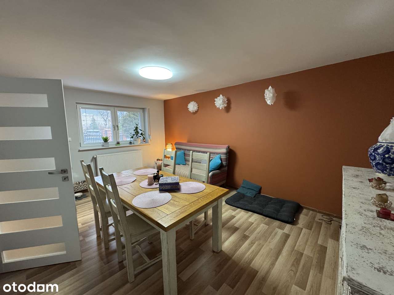 Dom z dużą liczbą pokoi – idealny dla rodziny lub pod inwestycję-4