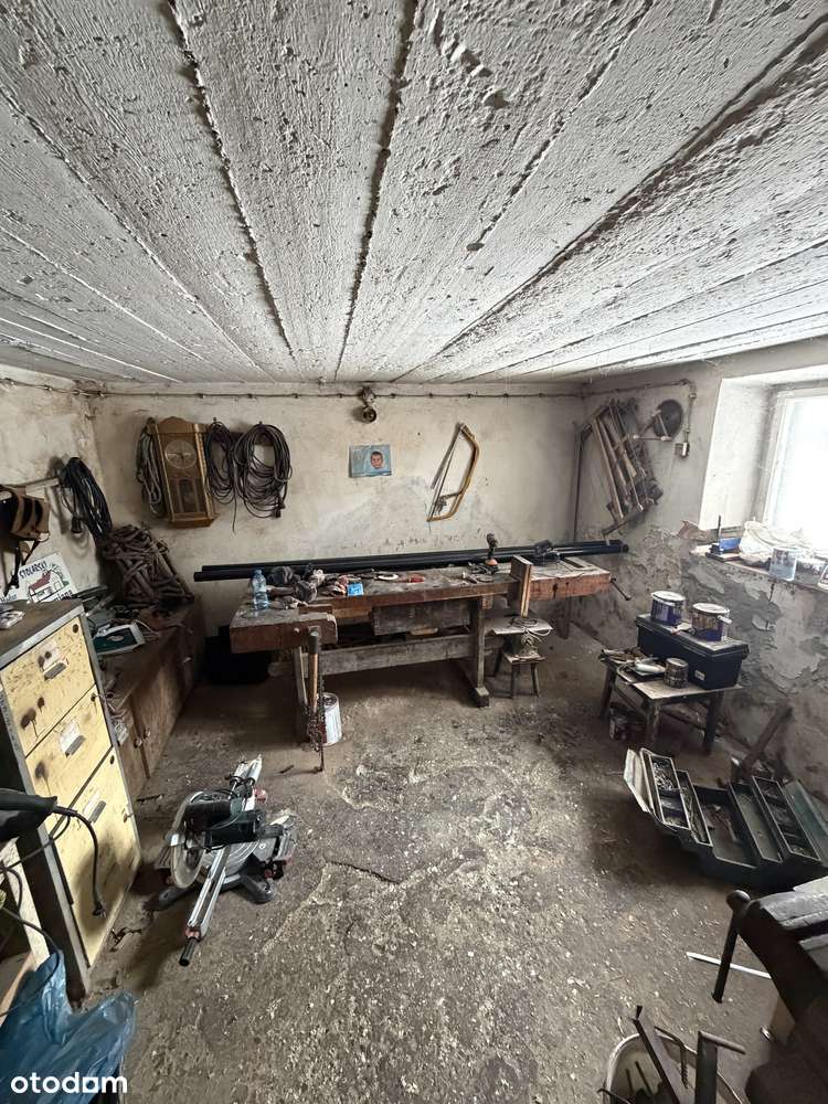 Super murowany dom w Zagórzu z potencjałem z działka 8 arów-19