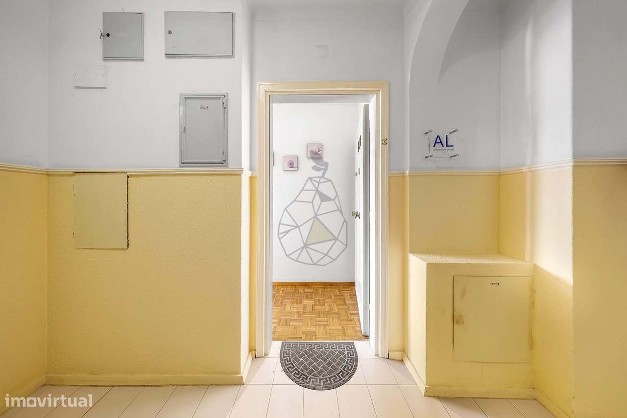 Apartamento T1  com Garagem e Piscina  no Coração da Praia da Rocha-39