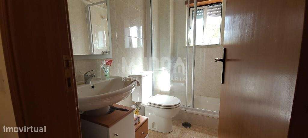 T3 acolhedor em Pataias: Suite, lareira, aquecimento central e garagem-17