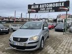 Volkswagen Touran 1.9 TDI Conceptline - 1