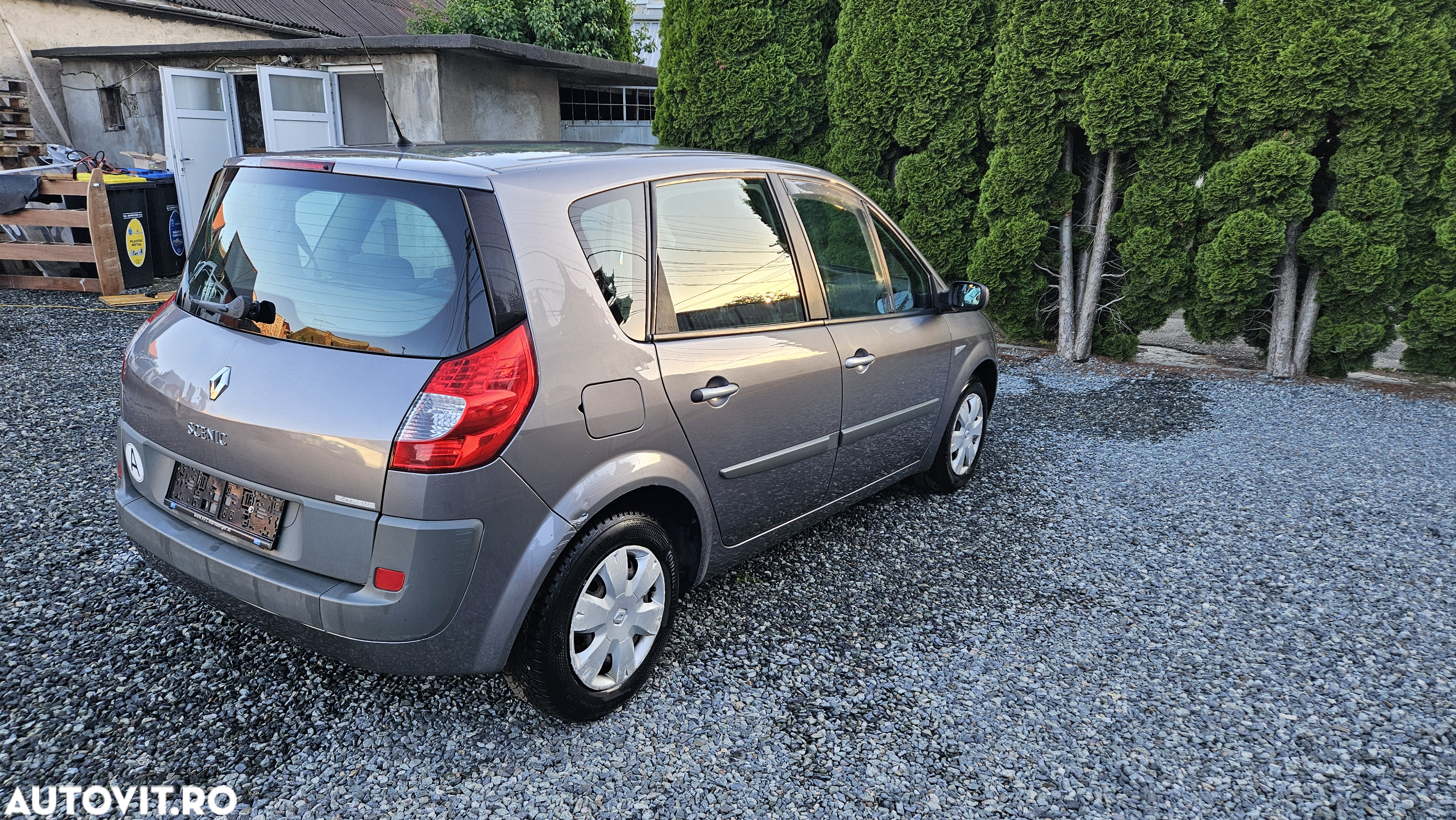 Renault Scenic - 4