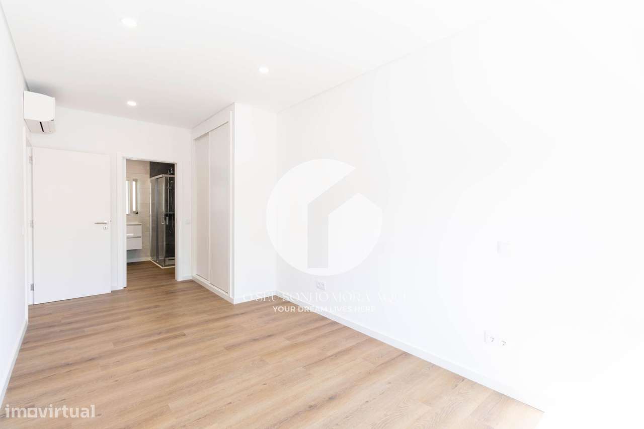 APARTAMENTO T2 NOVO EM MONCARAPACHO / OLHÃO C/ GARAGEM-10