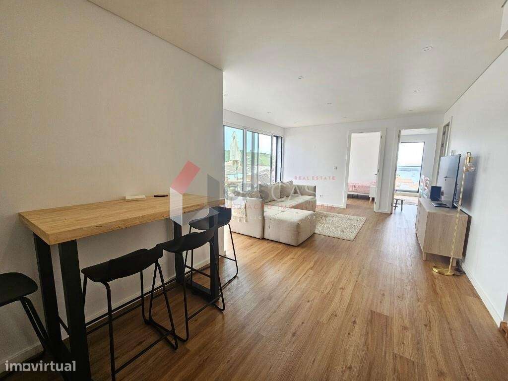 Apart. T2 no Coração da Praia da Vitória! - Grande imagem: 5/25