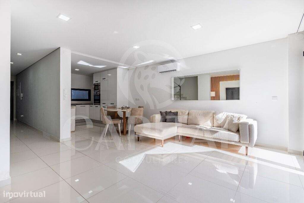 Moradia T3 - Foros de Amora - Grande imagem: 5/40