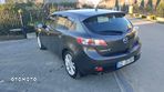 Mazda 3 1.6 Active + - 5