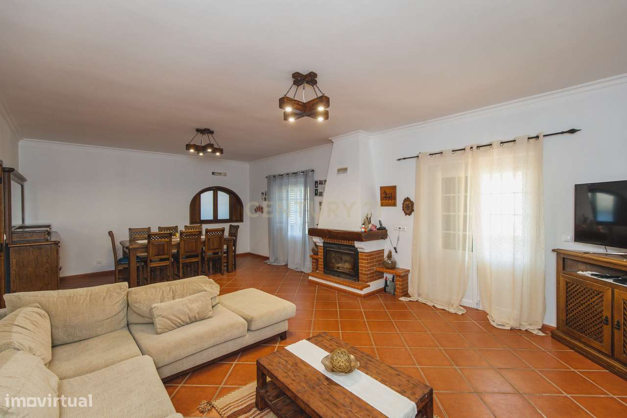 Moradia Térrea T4+1-28