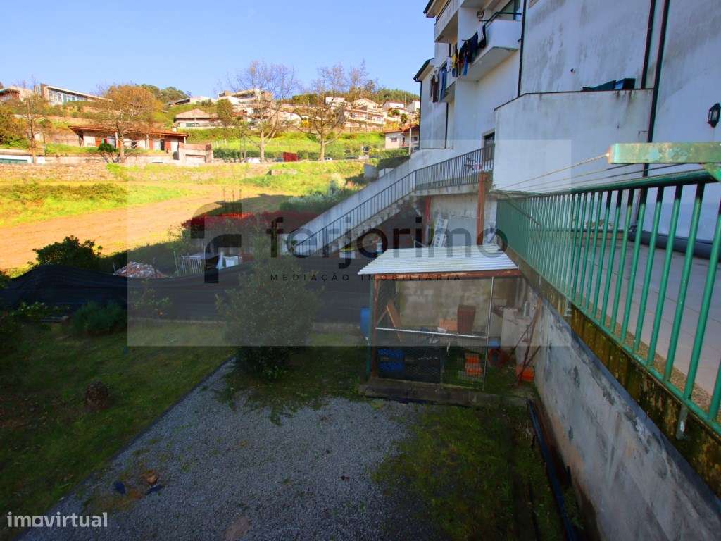 Moradia Geminada T3 com Vista Deslumbrante sobre Guimarães-51
