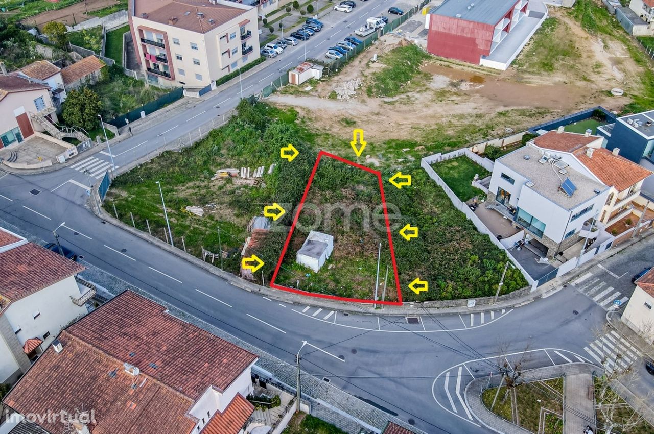 Lote de Terreno para Moradia 3 Frentes, Baguim do Monte, Gondomar