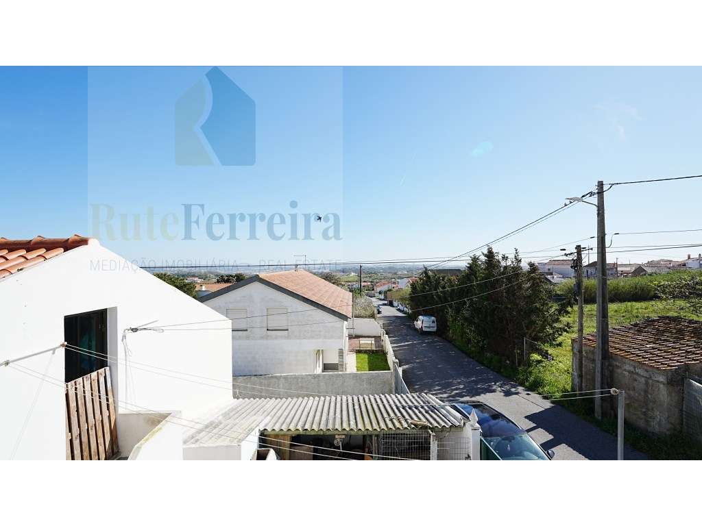 Moradia Térrea com Anexo Independente em Ribamar - Lourinhã-15