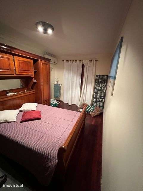 Excelente Moradia c/Piscina, Ringue desportivo, Garagem-41