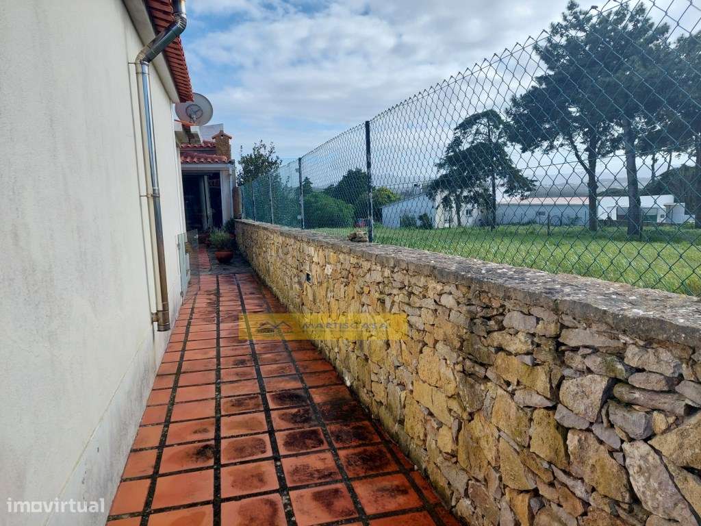 Moradia Térrea com garagem - Magoito-14