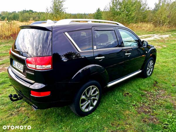 Citroën C-Crosser 2.2 HDi Exclusive - 2