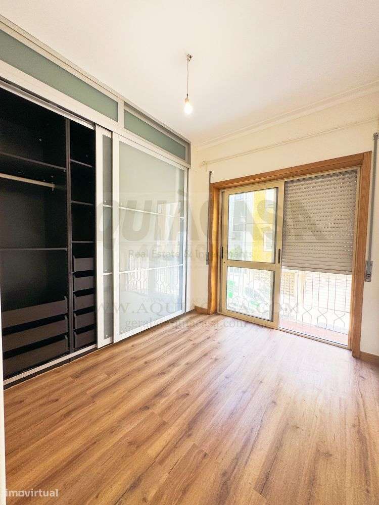 Apartamento T3 Renovado no Bonfim, Porto | 2 Casas de Banho-17
