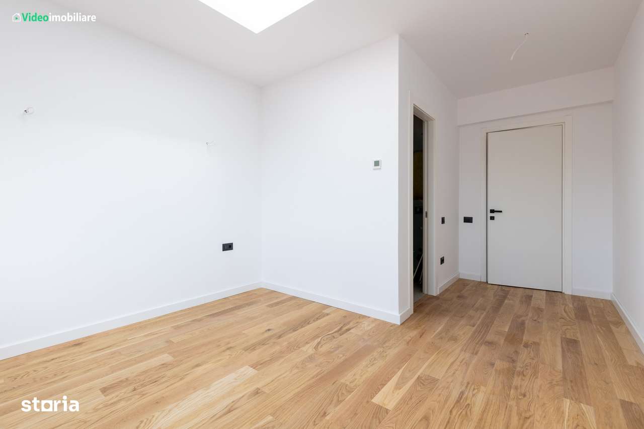 Apartament 3 camere, central, zona de case, bloc 2025-15