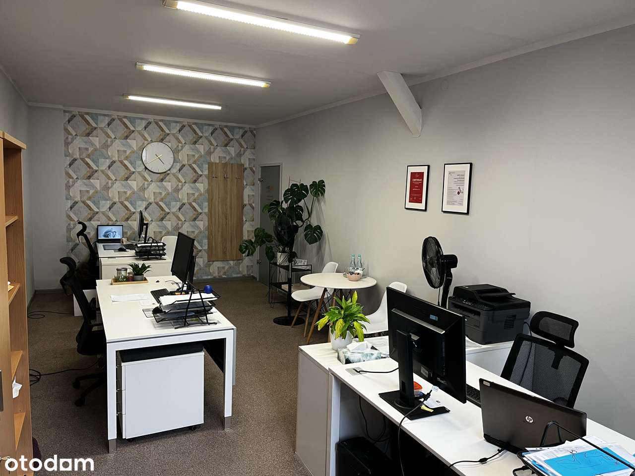 Lokal biurowo-usługowy na wynajem - Pełny obrazek: 1/7