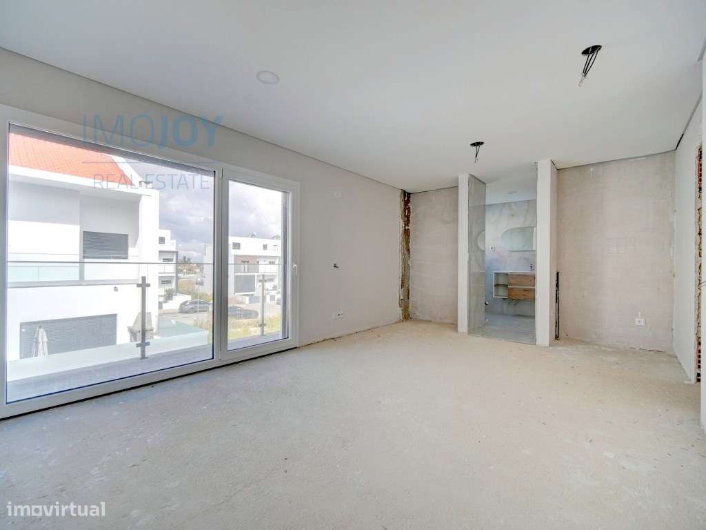 Moradia de Nova Construção V4 de Luxo em Alcochete - Grande imagem: 5/30