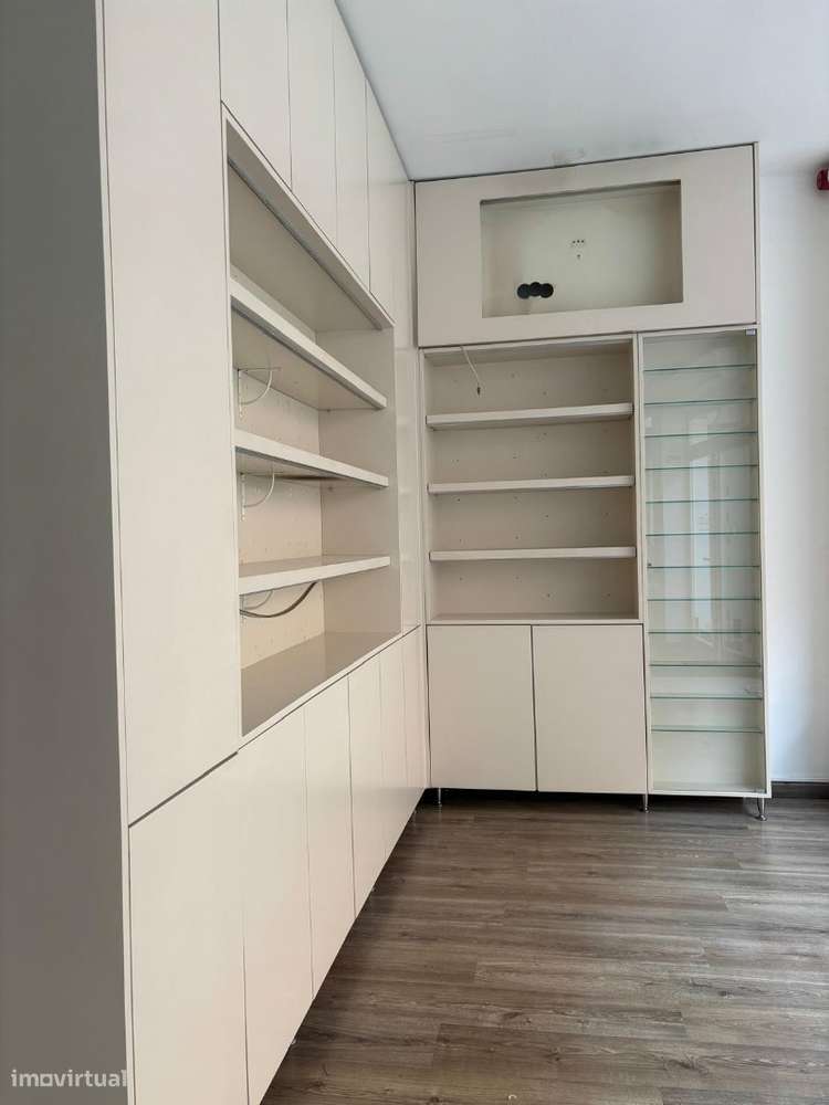 Loja  Arrendamento em Vila Nova de Famalicão e Calendário,Vila Nova de - Grande imagem: 4/11